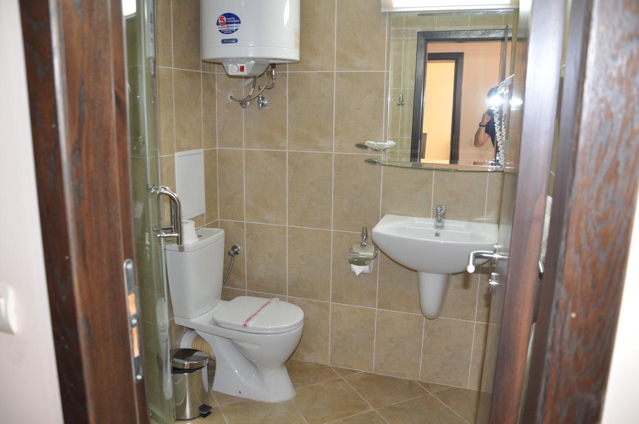 Luxor Apartments Ahyolu Dış mekan fotoğraf
